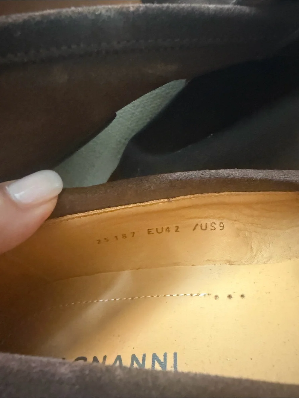 Magnanni Midbrown Suede Penny Loafers